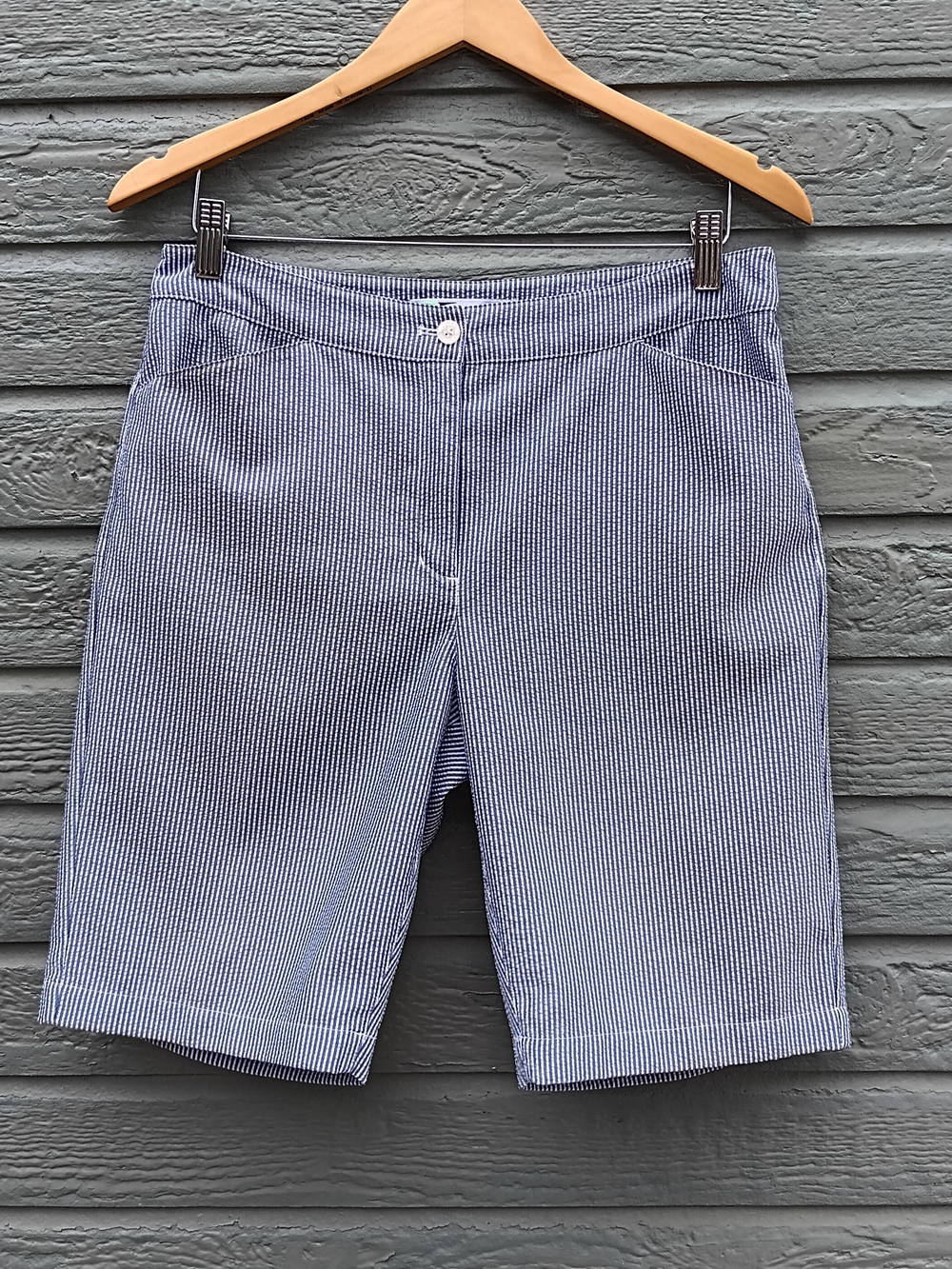Links Edition Women’s Blue Seersucker Shorts